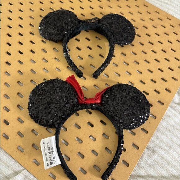 Disney Parks sequin Classic Bow Minnie Mouse sets of 2 Hair HeadBands - Picture 14 of 14